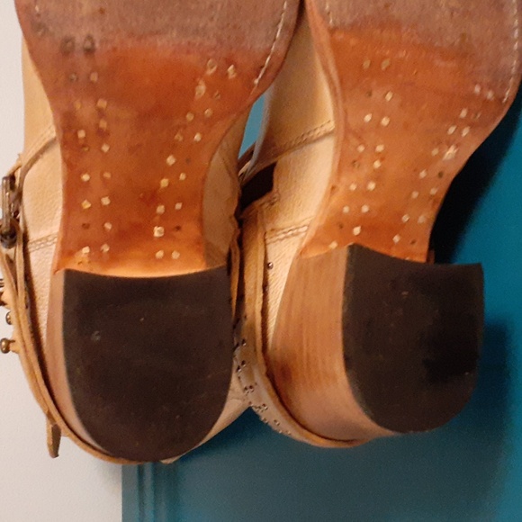 Rare!! Freebird fb-coy in mint condition  size 9  wore once for a wedding - Picture 6 of 11